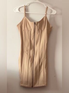 Modern Beige Zip-Front Bodycon Dress
